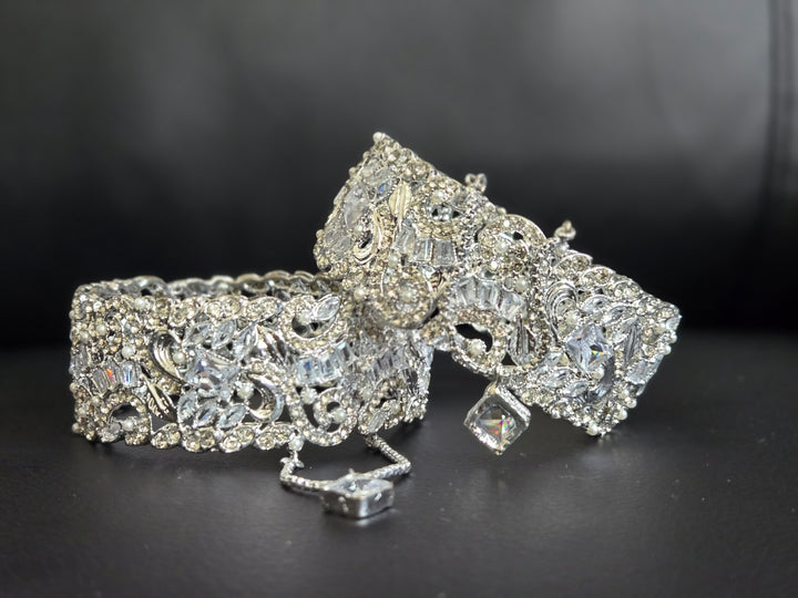 Royal Zircon Bangle (Silver Color) - Hoor Jewels