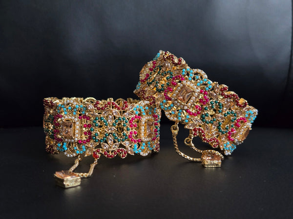 Navrattan Elegance Bangle - Hoor Jewels