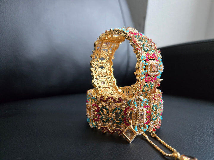 Navrattan Elegance Bangle - Hoor Jewels