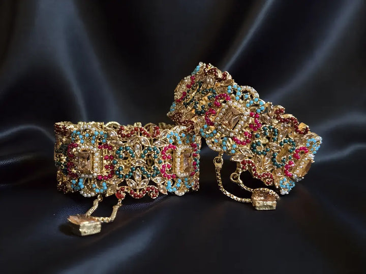 Navrattan Elegance Bangle - Hoor Jewels
