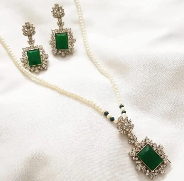 Classic Locket Set - Hoor Jewels